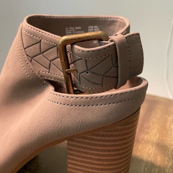 NWOT American Eagle Open Heel Block Booties Size 8.5 - Picture 5 of 11